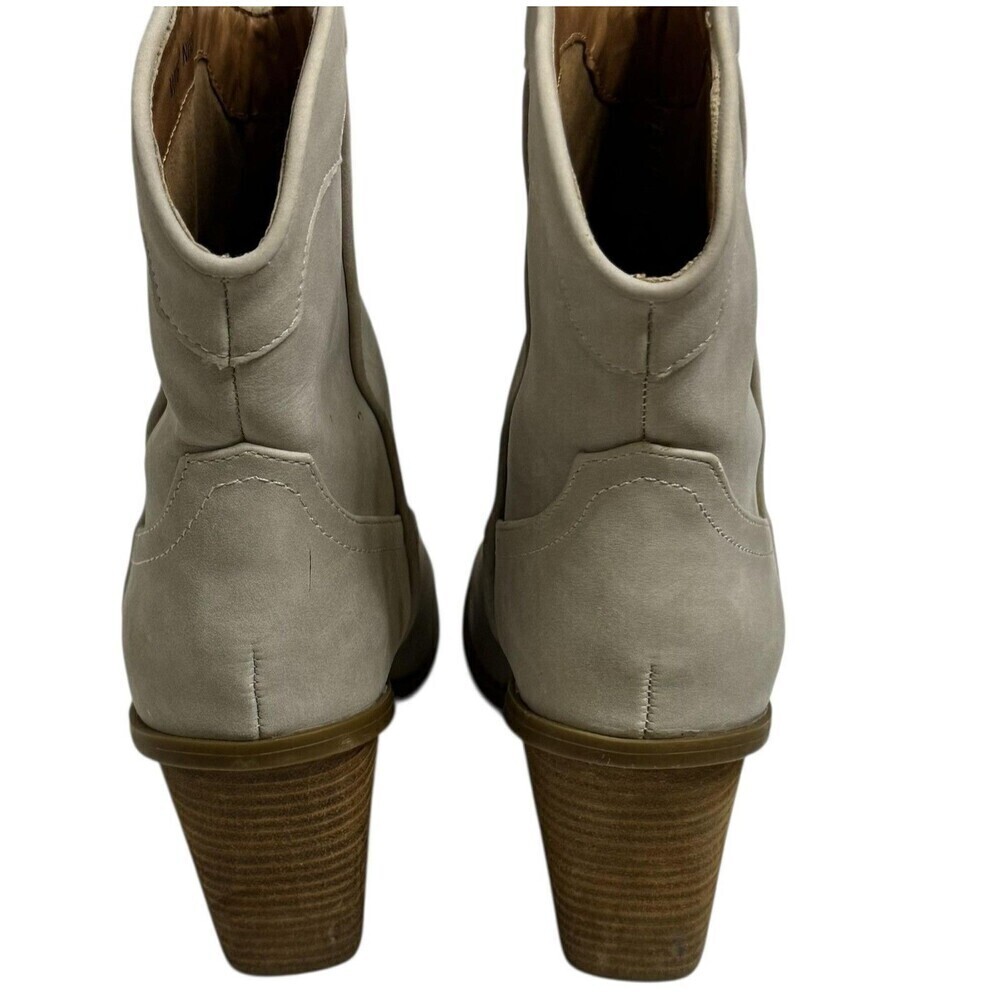 DV Dolce Vita Boots Womens Size 7 Beige Nikson Western Ankle Block Heel - Picture 4 of 7